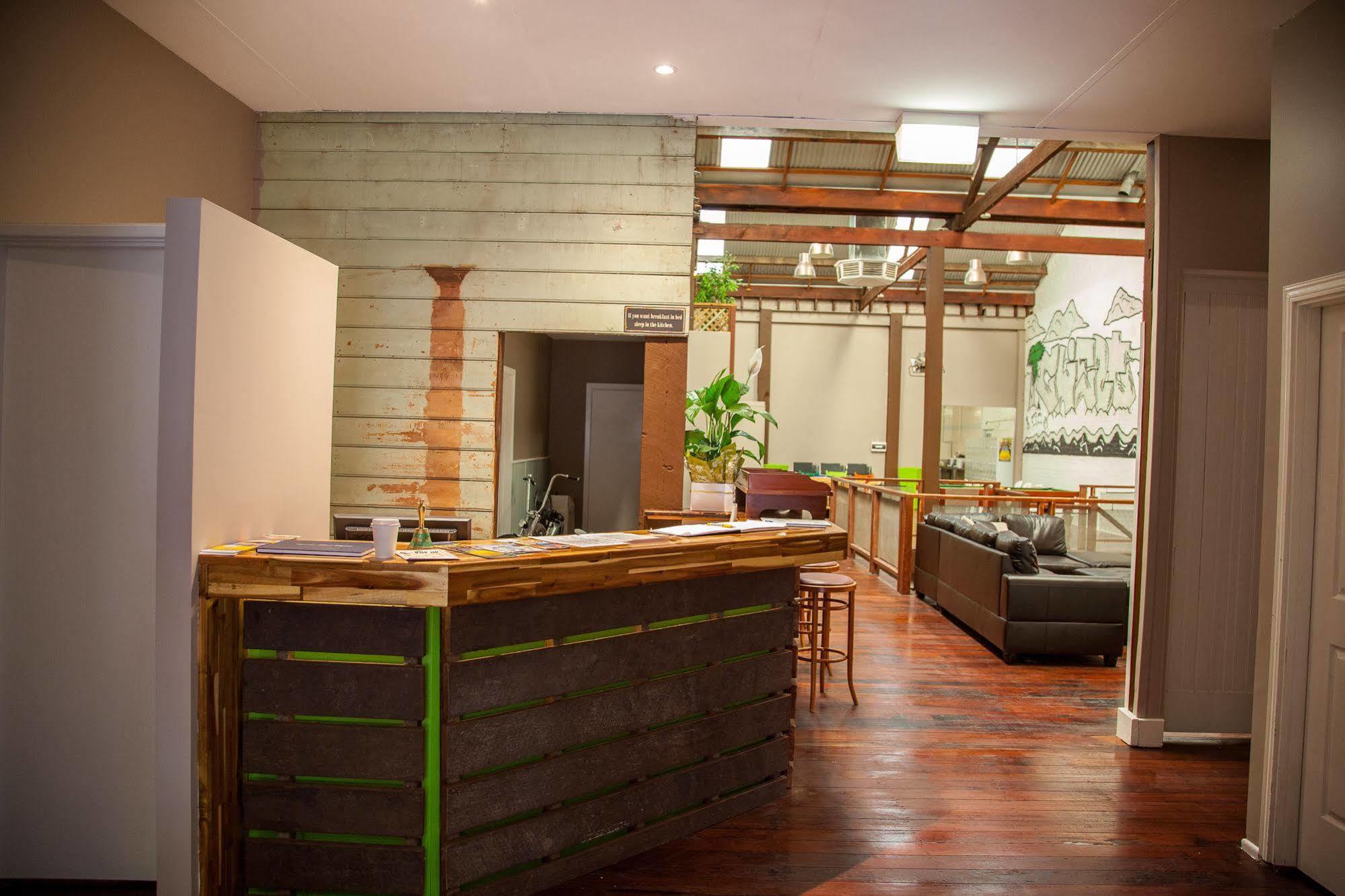 Fremantle Hostel Exterior photo