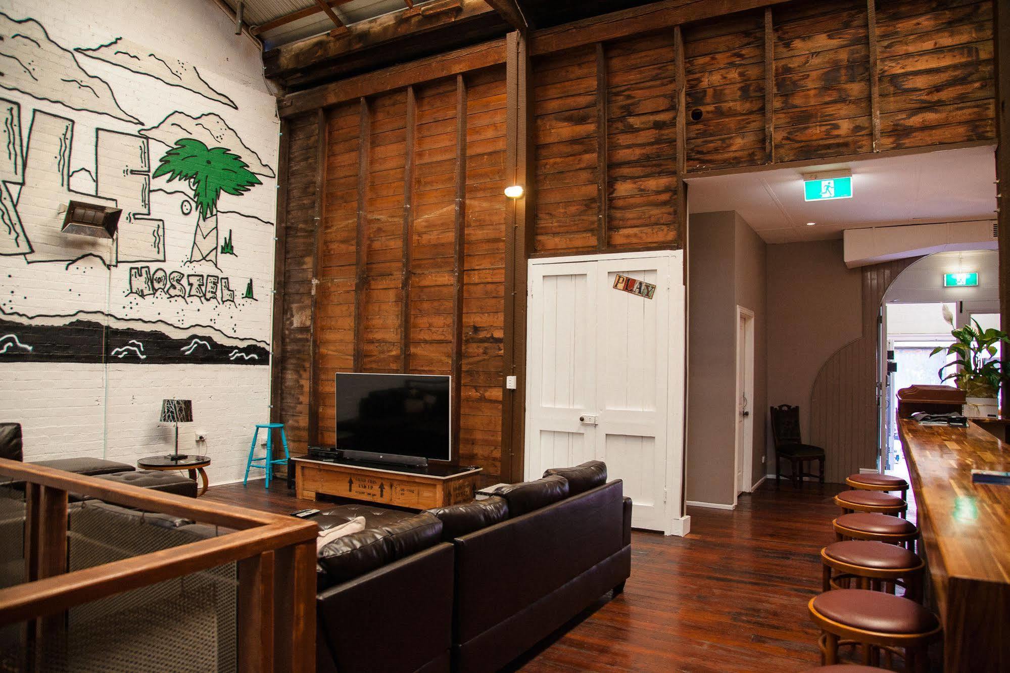 Fremantle Hostel Exterior photo